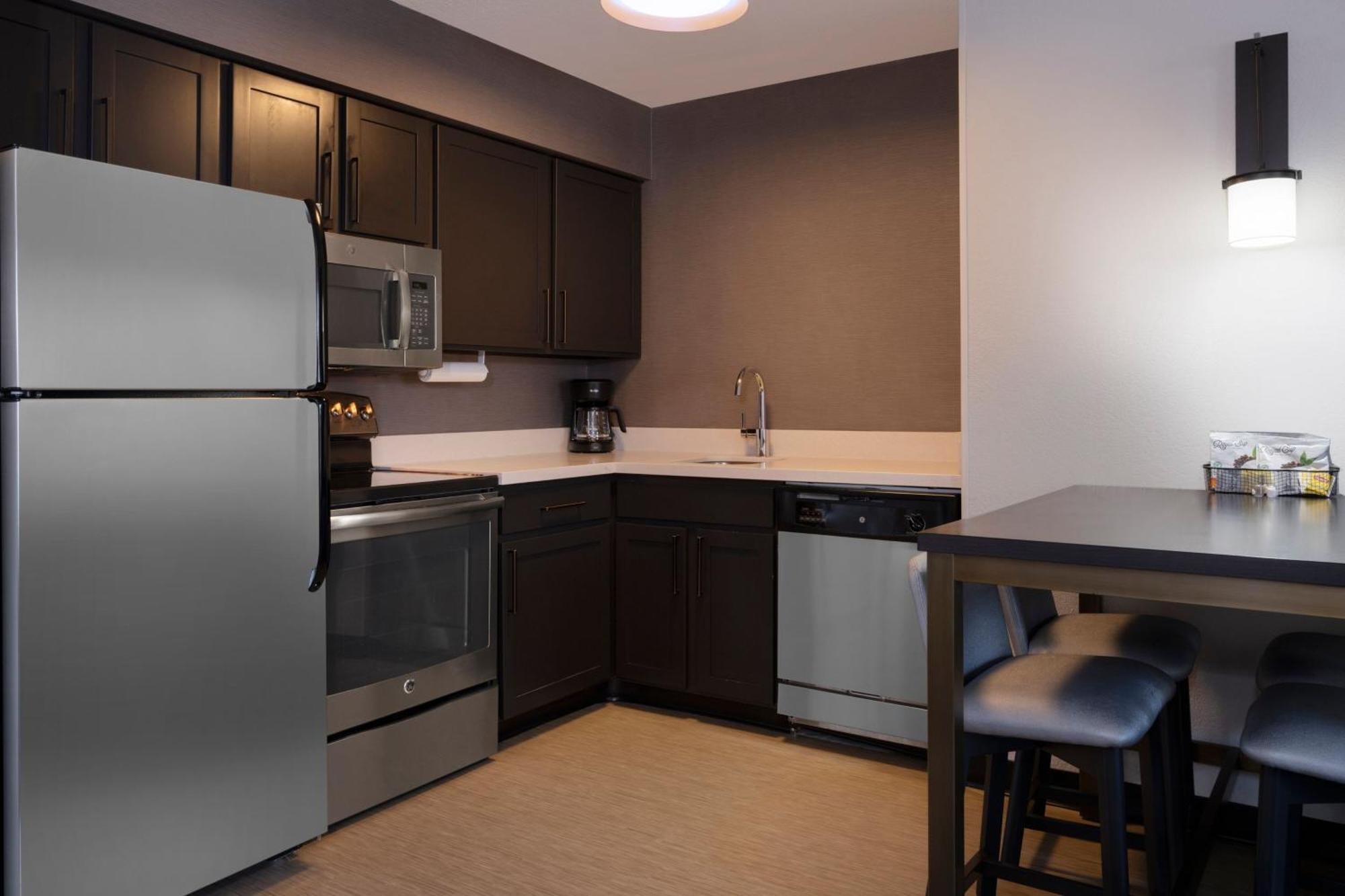 Residence Inn Salt Lake City Airport Екстер'єр фото