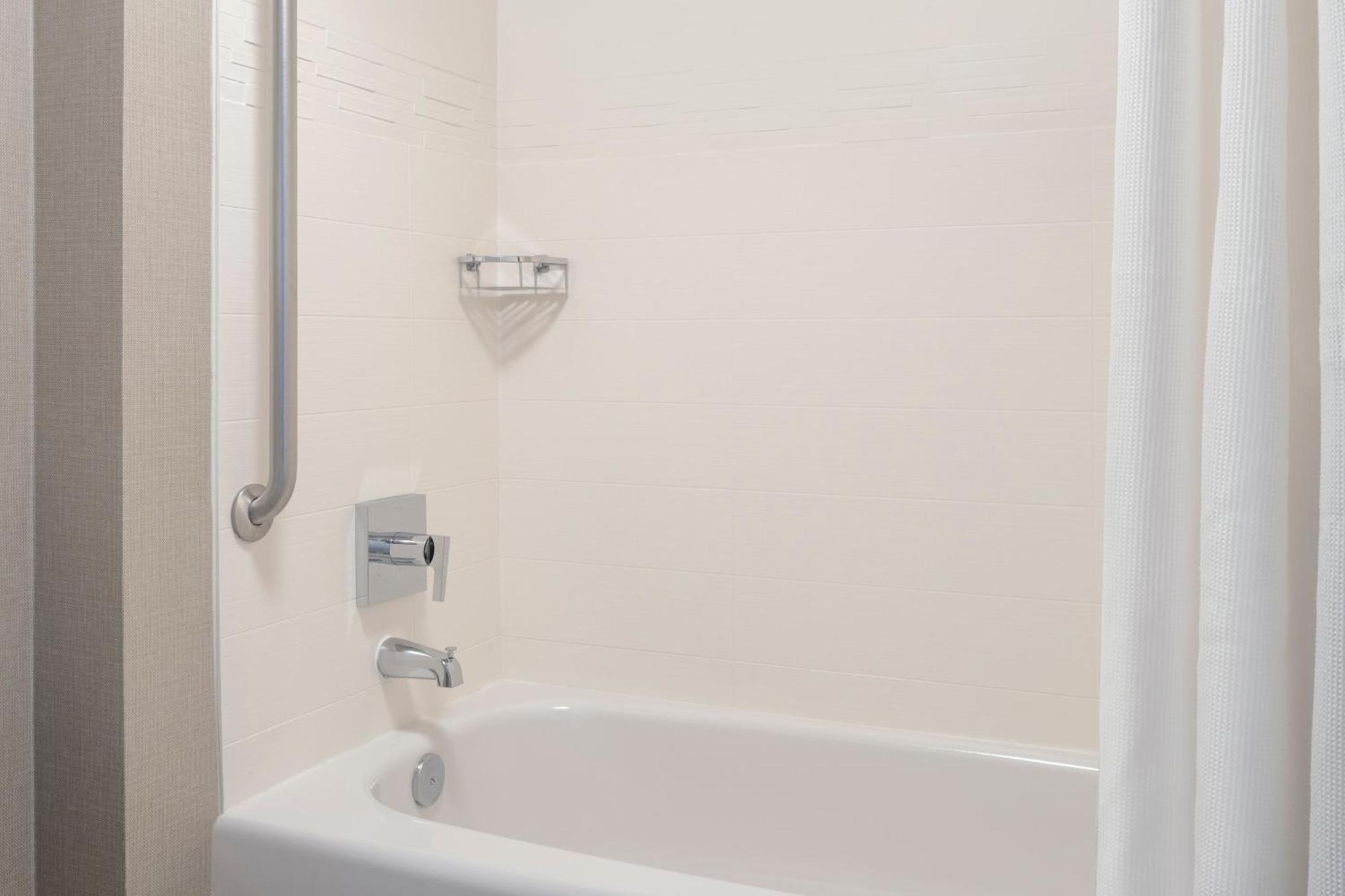 Residence Inn Salt Lake City Airport Екстер'єр фото